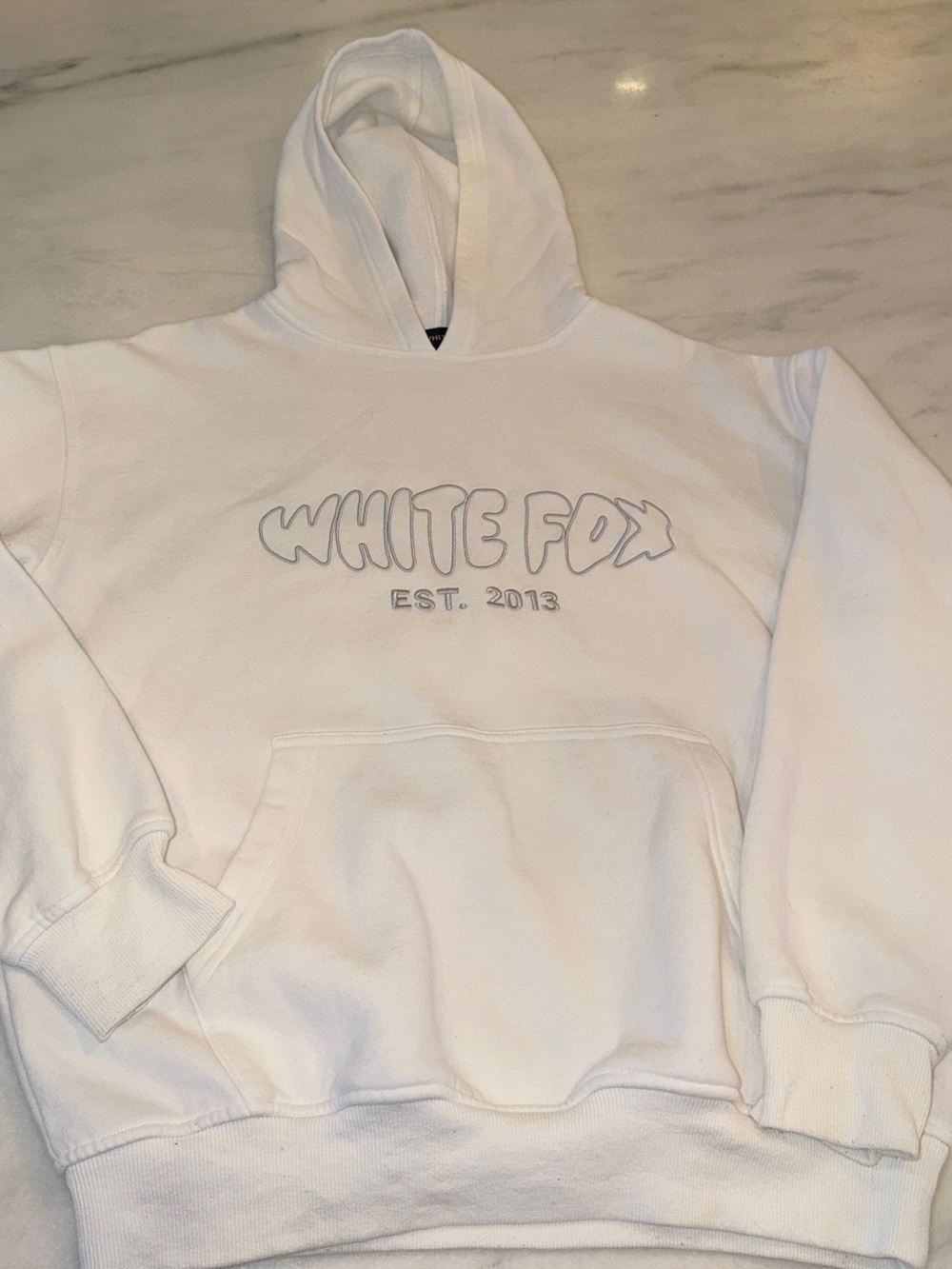 White fox xs s hoodie read
